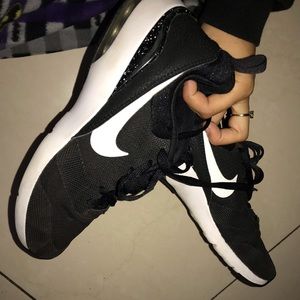 Nike air